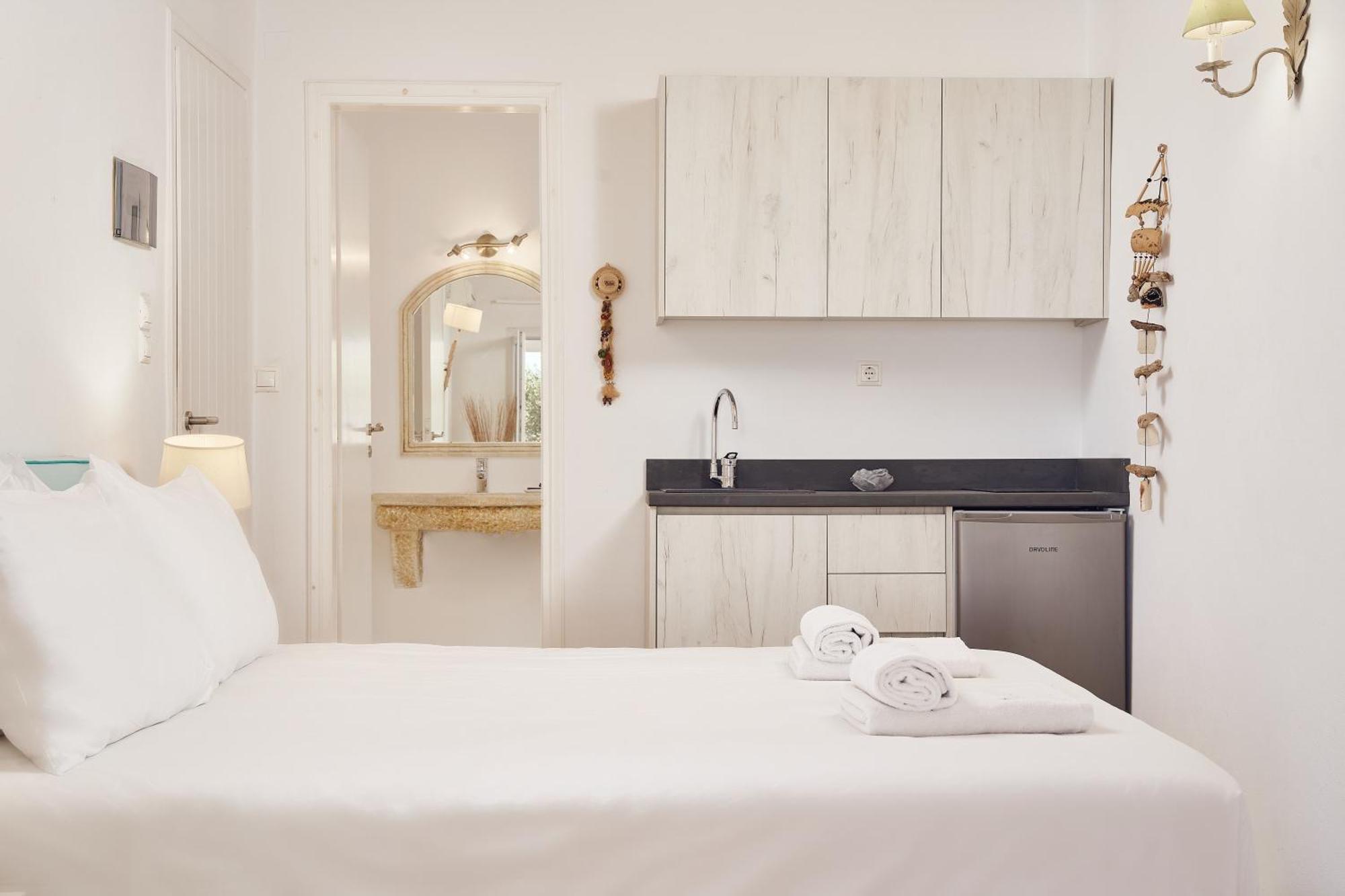 Villa Petrolefko By Ethos Hospitality ออร์นอส ภายนอก รูปภาพ